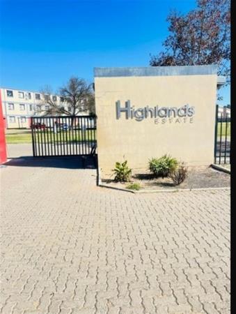 2 Bedroom Property in Madadeni, Newcastle
